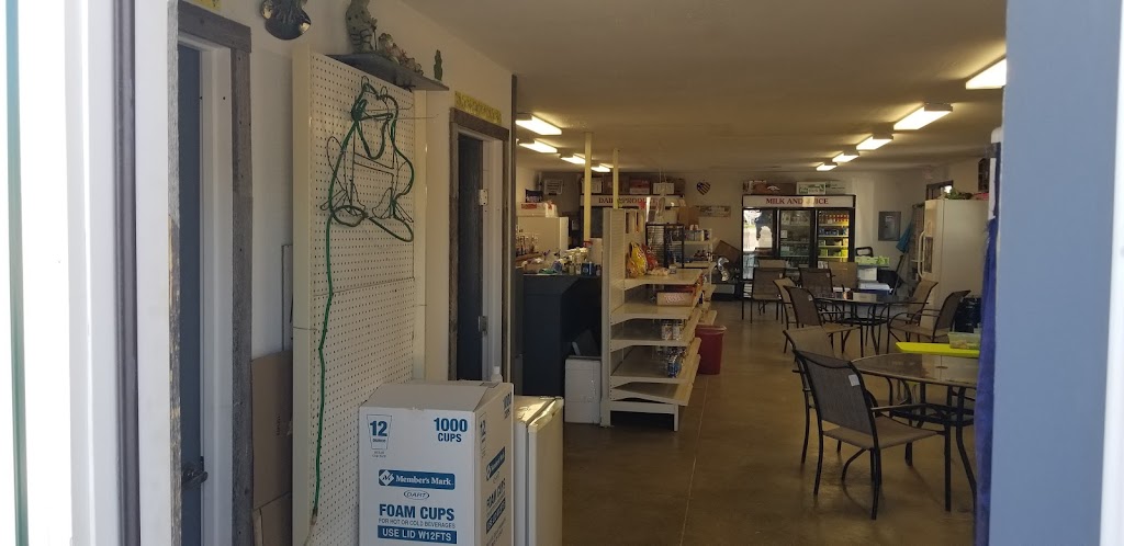 Bullfrogs Grill | restaurant | 100 S Yellowstone Hwy, Glendo, WY 82213, USA | 3077354145 OR +1 307-735-4145