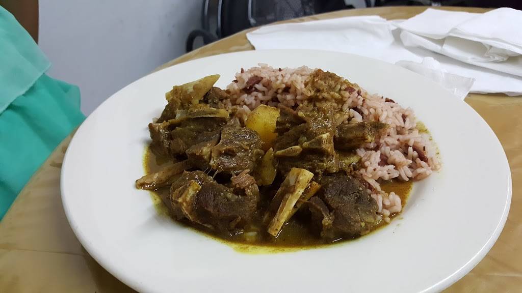 B & M Market | restaurant | 219 NE 79th St, Miami, FL 33138, USA | 3057572889 OR +1 305-757-2889