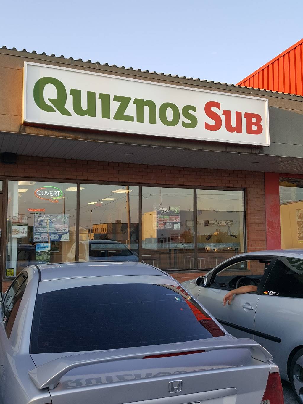 Quiznos | restaurant | 111 Boulevard Industriel Unit 4, Repentigny, QC J6A 4X5, Canada | 4507041919 OR +1 450-704-1919