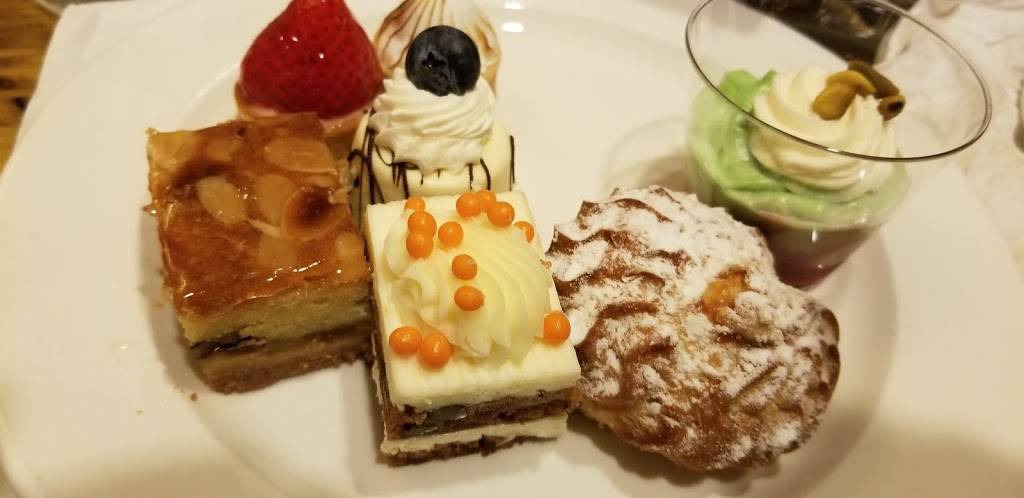 Pechanga Buffet | restaurant | 45000 Pechanga Pkwy, Temecula, CA 92592, USA | 9517708505 OR +1 951-770-8505