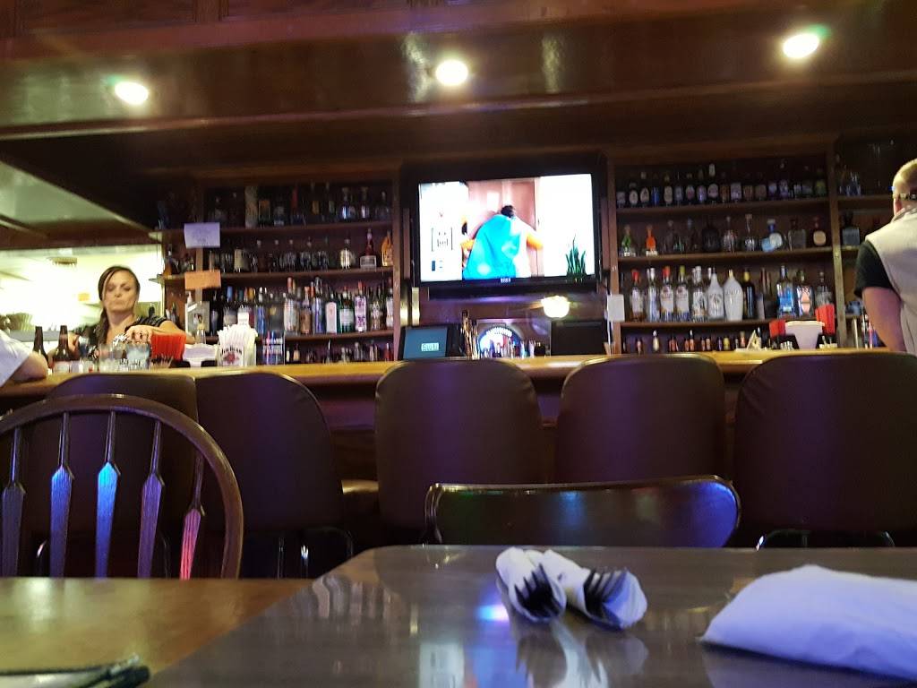 Timbers Lounge | restaurant | 2770 W Kilgore Ave, Muncie, IN 47304, USA | 7652865323 OR +1 765-286-5323