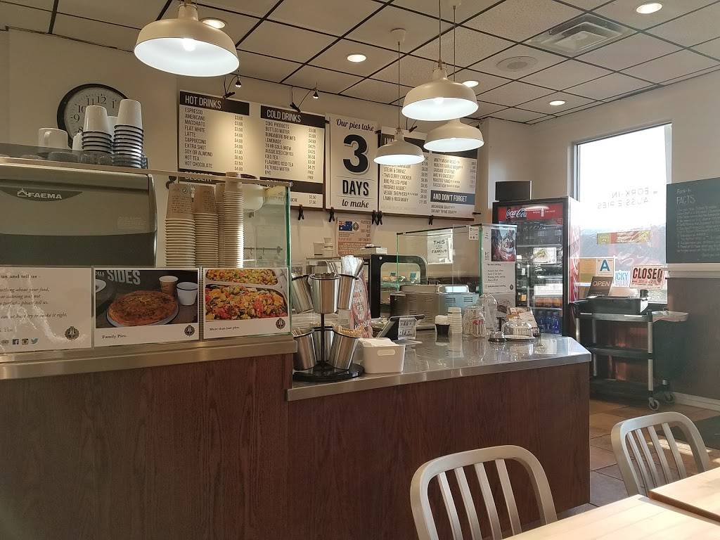 Fork-in Aussie Pie® Kitchen | restaurant | 11918 Aviation Blvd, Inglewood, CA 90304, USA | 4243488060 OR +1 424-348-8060