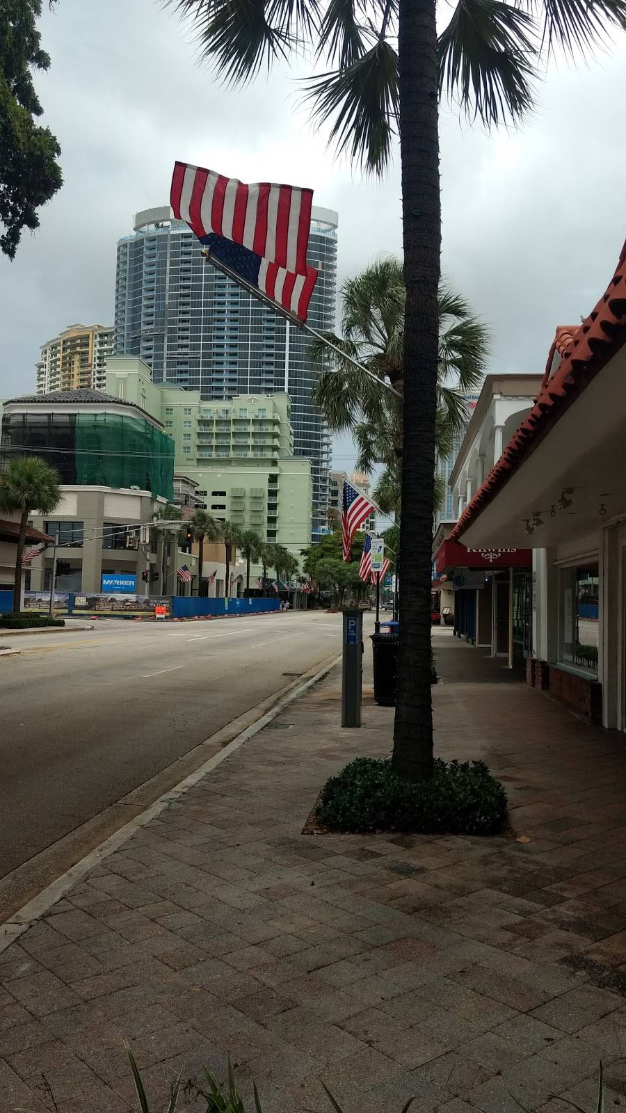 La Bonne Crepe | restaurant | 815 E Las Olas Blvd, Fort Lauderdale, FL 33301, USA | 9547611515 OR +1 954-761-1515