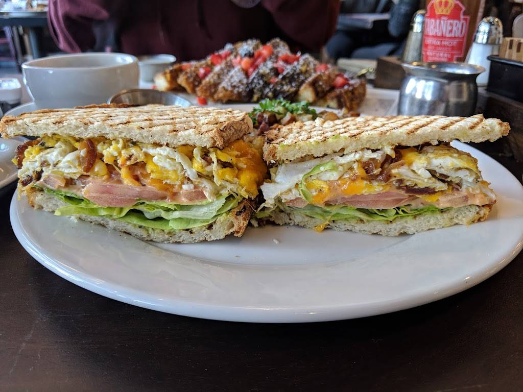 Blu Jam Cafe | cafe | 18700 Ventura Blvd #140, Tarzana, CA 91356, USA | 7472656891 OR +1 747-265-6891