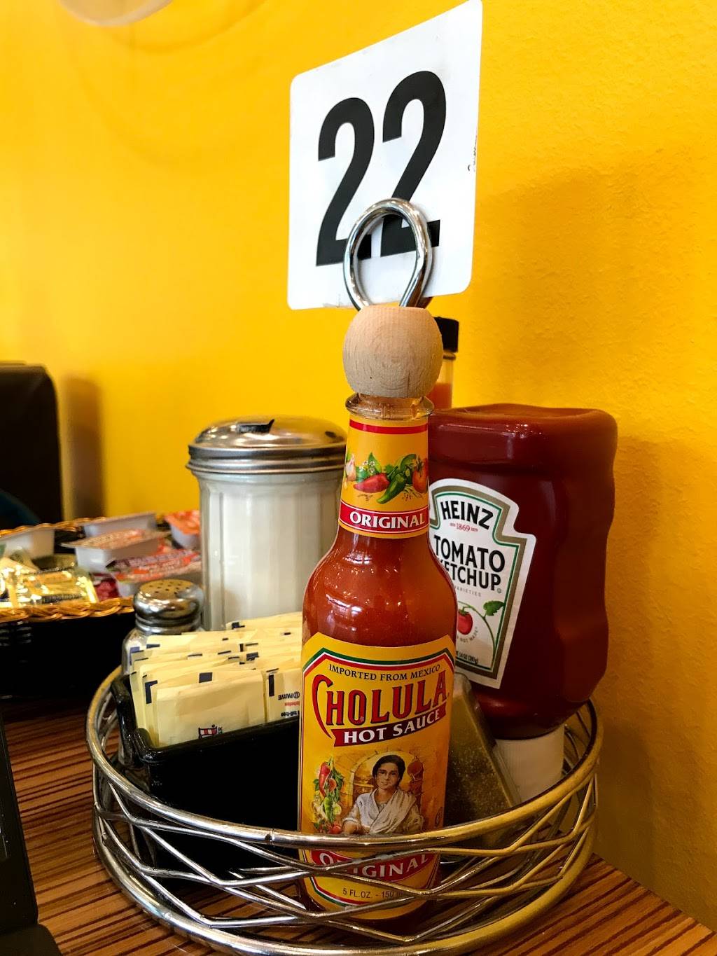 Lasalle Cafe Luna | restaurant | 63 E Harrison St, Chicago, IL 60605, USA | 3123761487 OR +1 312-376-1487