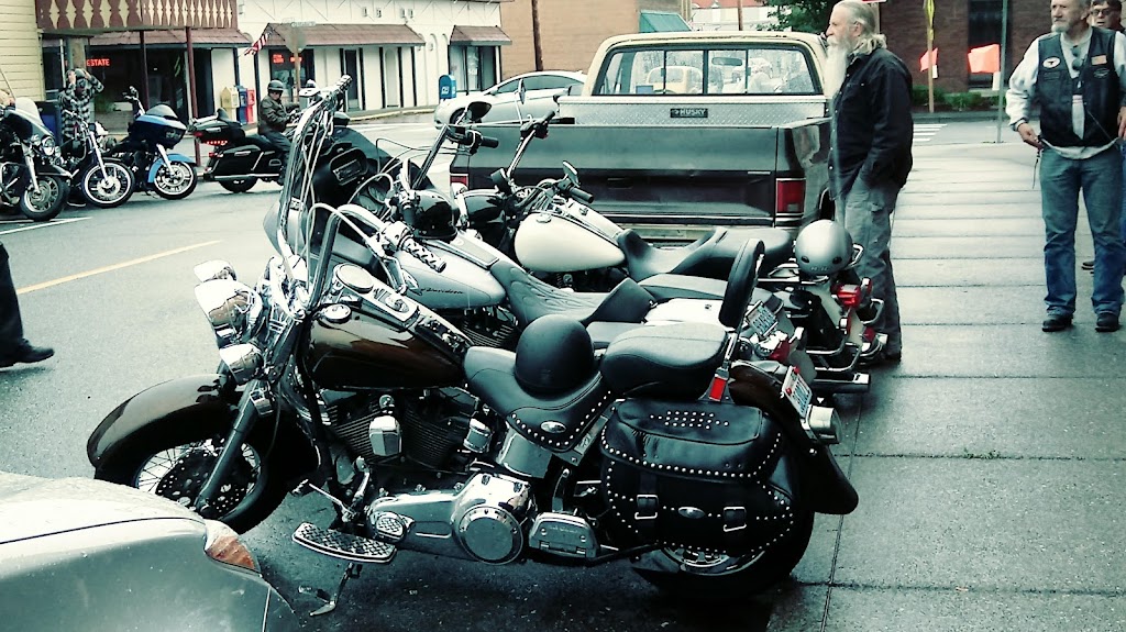 Stanwood Hotel & Saloon | restaurant | 26926 102nd Ave NW, Stanwood, WA 98292, USA | 3606292888 OR +1 360-629-2888