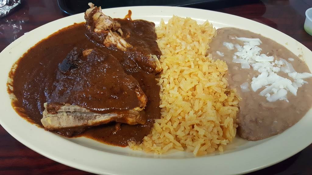 La Bufa | restaurant | 9936 Sierra Ave, Fontana, CA 92335, USA | 9093554588 OR +1 909-355-4588