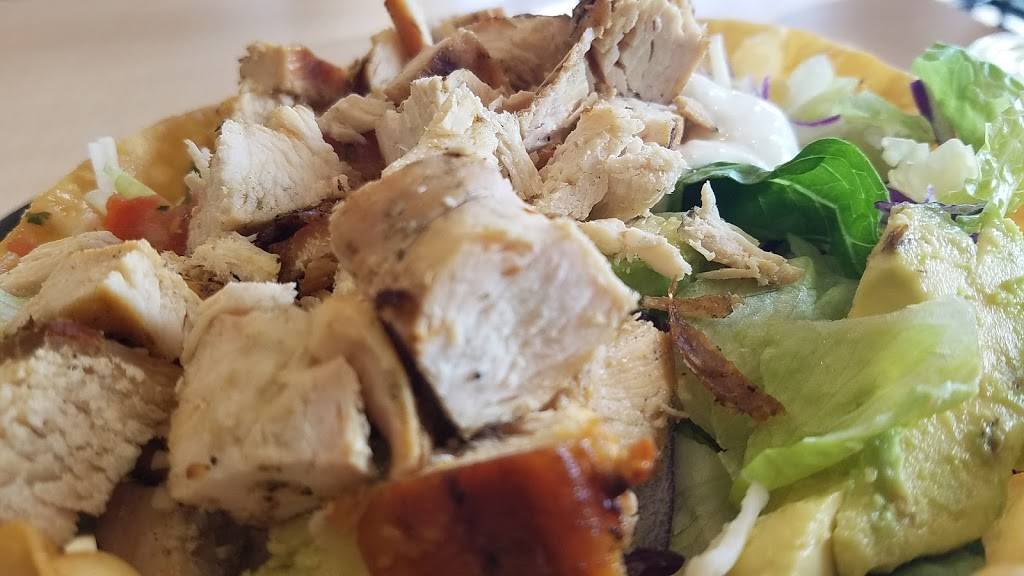 El Pollo Loco | restaurant | 1090 S White Rd, San Jose, CA 95127, USA | 4087298797 OR +1 408-729-8797