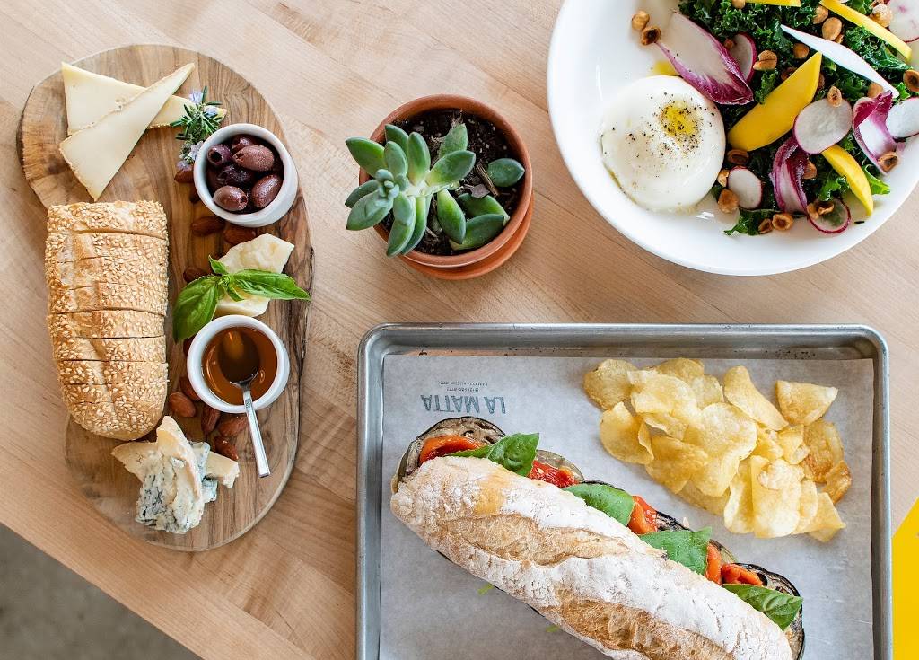 La Matta | restaurant | 501 Comal St, Austin, TX 78702, USA | 5125808772 OR +1 512-580-8772