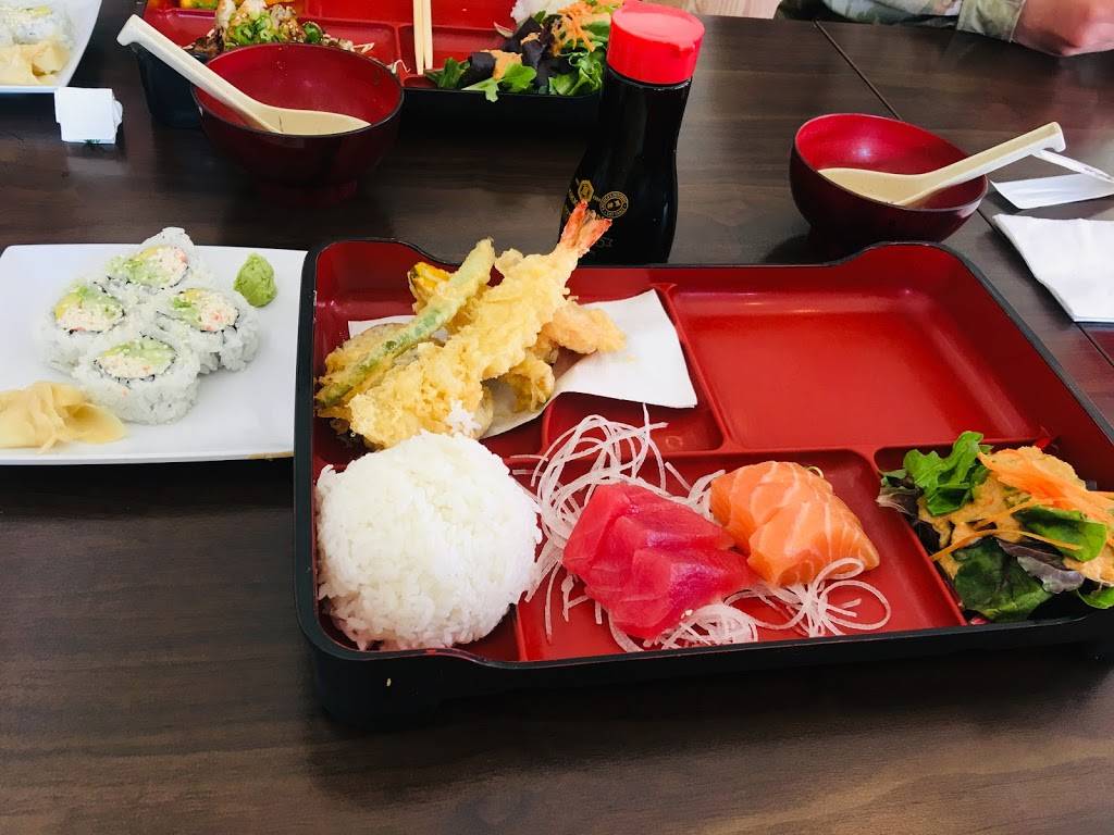 Maru-Hi Restaurant & Lounge | restaurant | 95 Meheula Pkwy, Mililani, HI 96789, USA | 8086235848 OR +1 808-623-5848