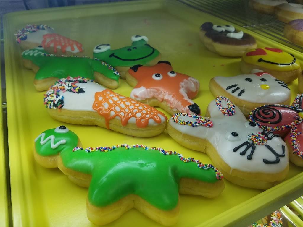 Best Donuts | restaurant | 1299 W Danforth Rd, Edmond, OK 73003, USA | 4052850008 OR +1 405-285-0008