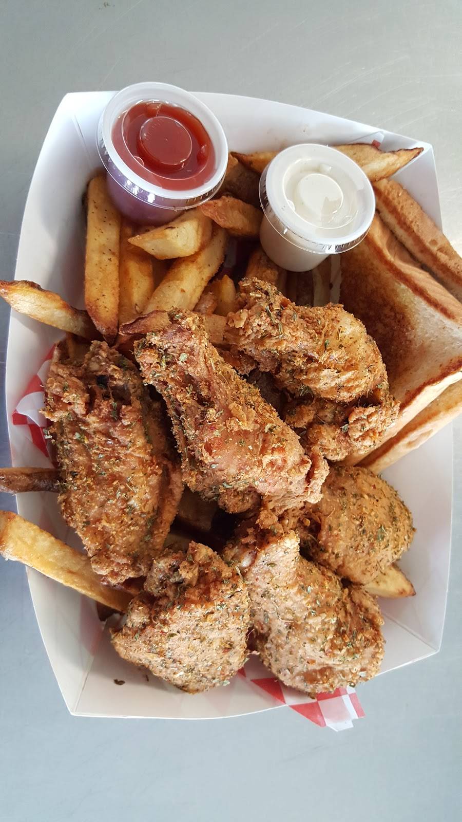 Classic Burger | restaurant | 4515 Mowery Rd, Houston, TX 77047, USA | 7132399828 OR +1 713-239-9828