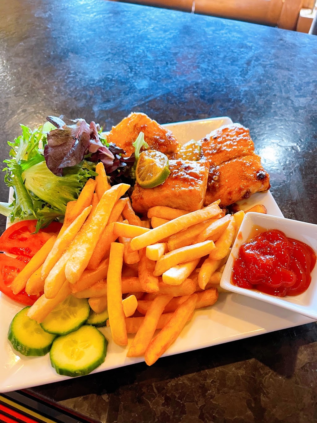 Spring Restaurant Inc (Xuân Quán) | restaurant | 7 Ayers Village Rd, Methuen, MA 01844, USA | 9782580856 OR +1 978-258-0856