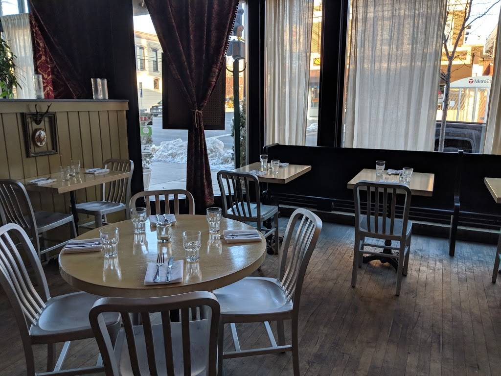 Blackbird | restaurant | 3800 Nicollet Ave, Minneapolis, MN 55409, USA | 6128234790 OR +1 612-823-4790