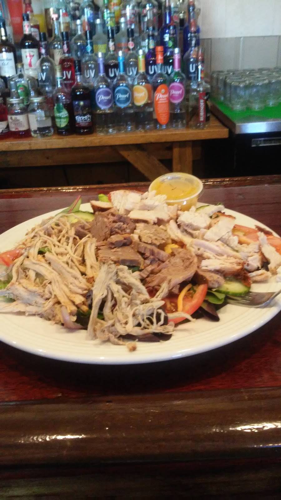 The Bullpen | restaurant | 1014 Johnson St, Streator, IL 61364, USA | 8155109465 OR +1 815-510-9465