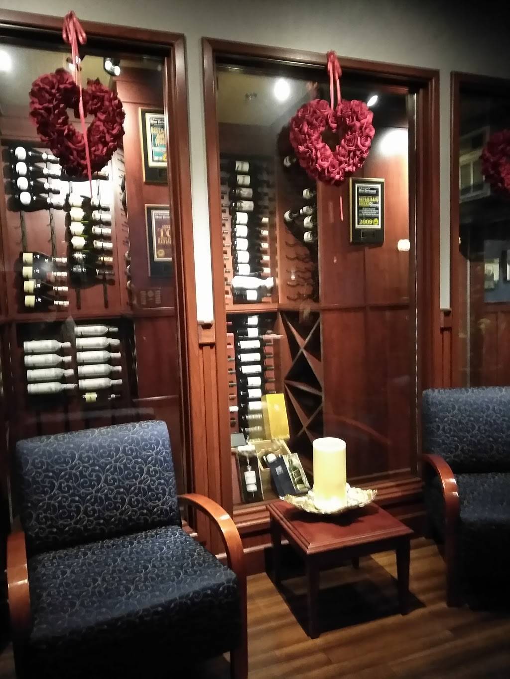 The Melting Pot | restaurant | 1618 Carl D. Silver Parkway, Fredericksburg, VA 22401, USA | 5407859690 OR +1 540-785-9690