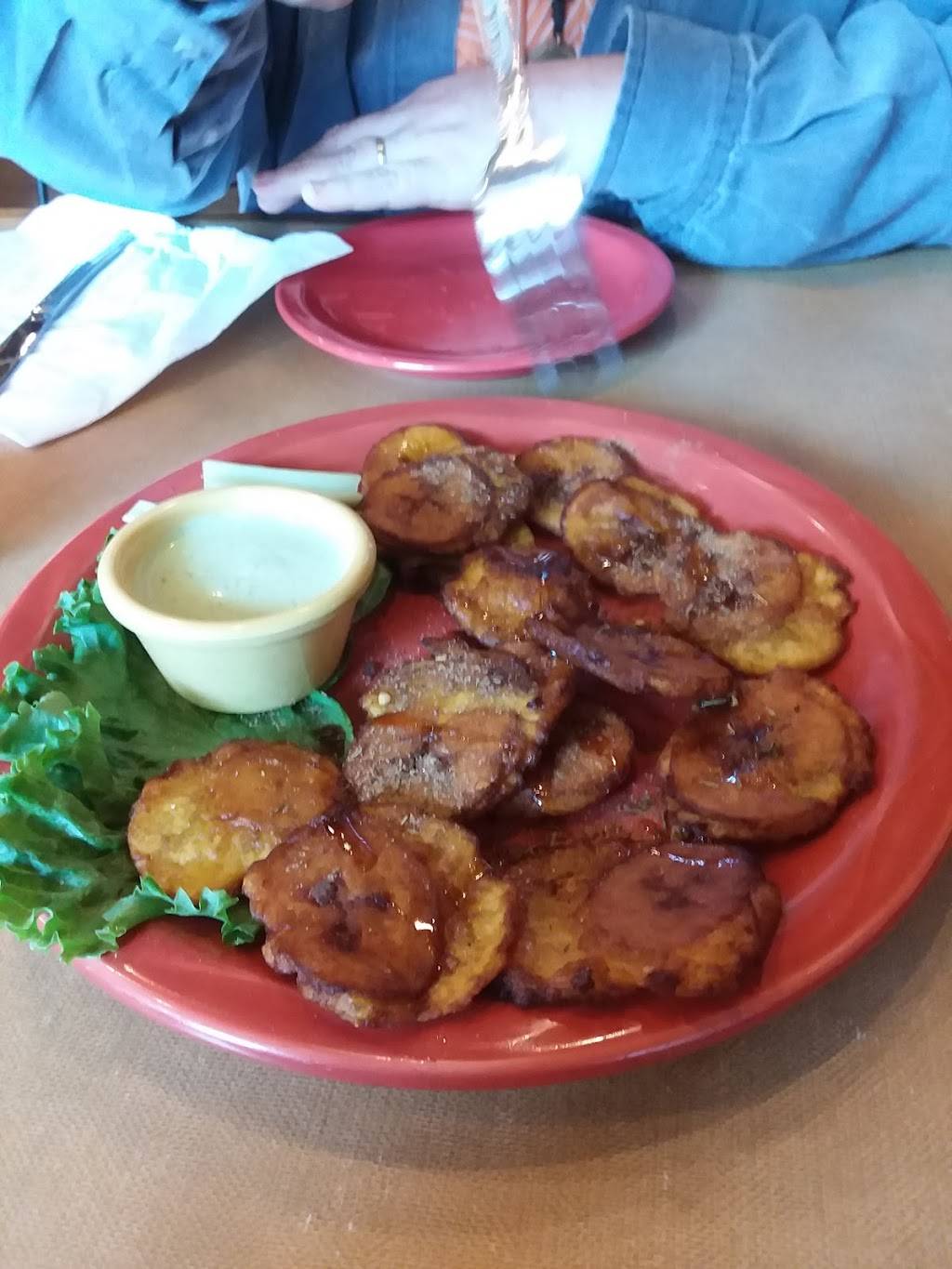 Johnny Oceans Grille | restaurant | 114 Oakway Center, Eugene, OR 97401, USA | 5413427994 OR +1 541-342-7994