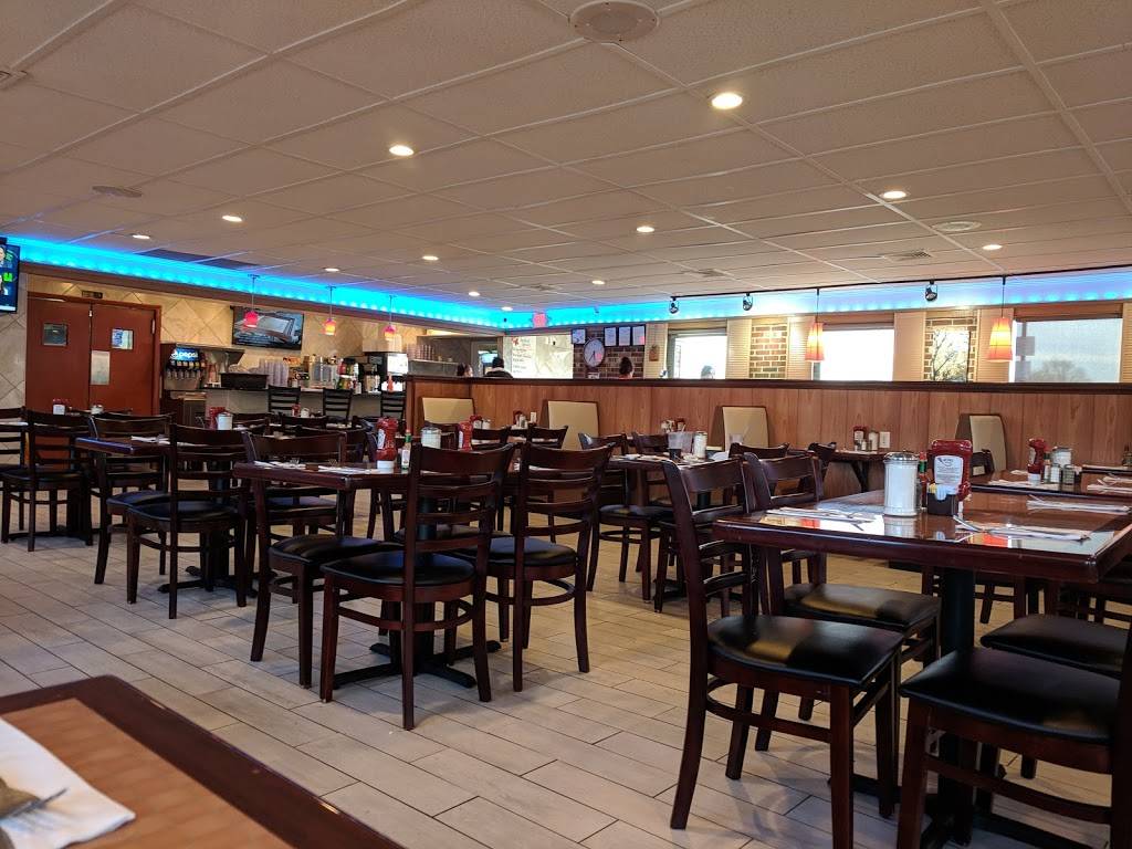 Smileys Diner - Newark | restaurant | 1025 Christiana Rd, Newark, DE 19713, USA | 3025336355 OR +1 302-533-6355
