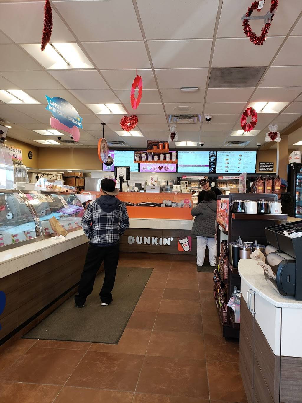 Dunkin | bakery | 1101 W Lincoln Hwy, DeKalb, IL 60115, USA | 8159010484 OR +1 815-901-0484