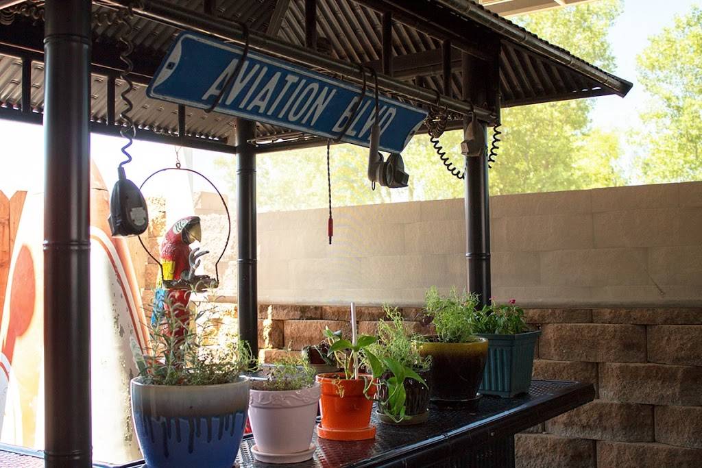 Hangar One Steak House | night club | 5925 W Kellogg Dr, Wichita, KS 67209, USA | 3169414900 OR +1 316-941-4900