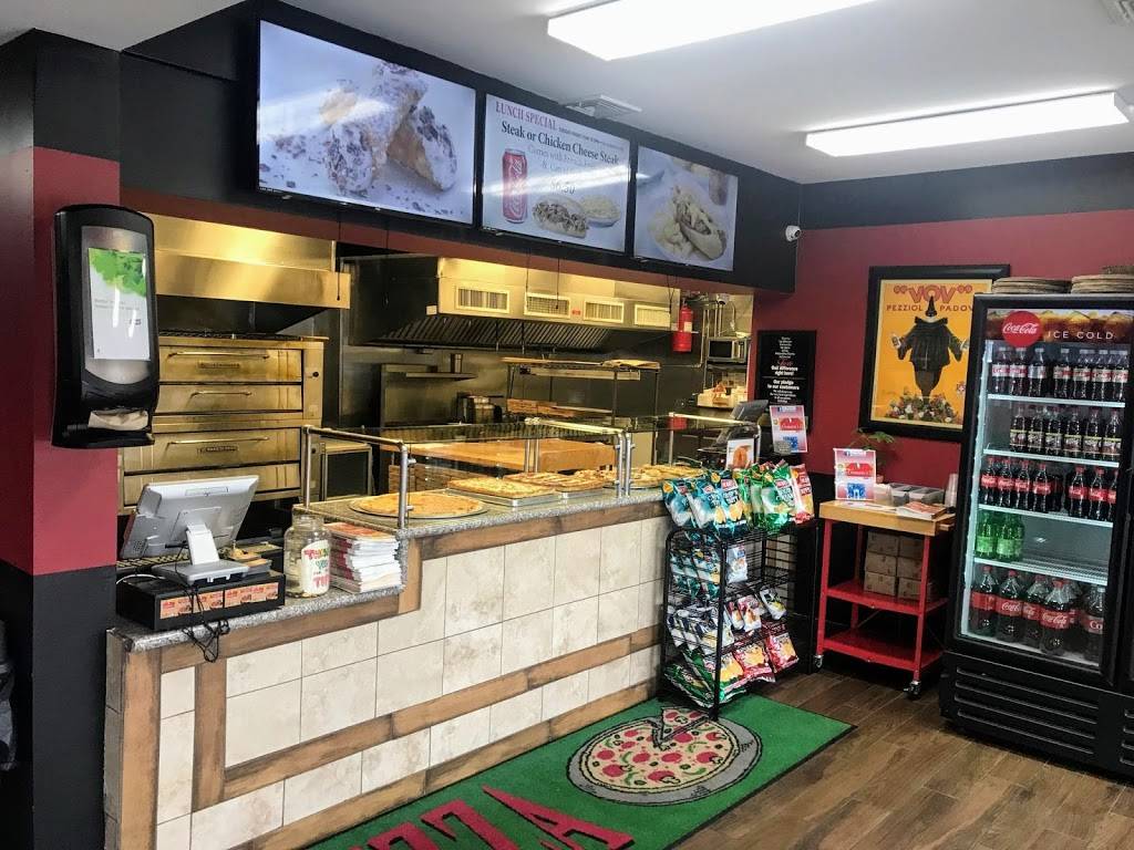 Gennaros II - Chicago Style Pizza | restaurant | 1610 W Main St #102, Collegeville, PA 19426, USA | 4848546960 OR +1 484-854-6960