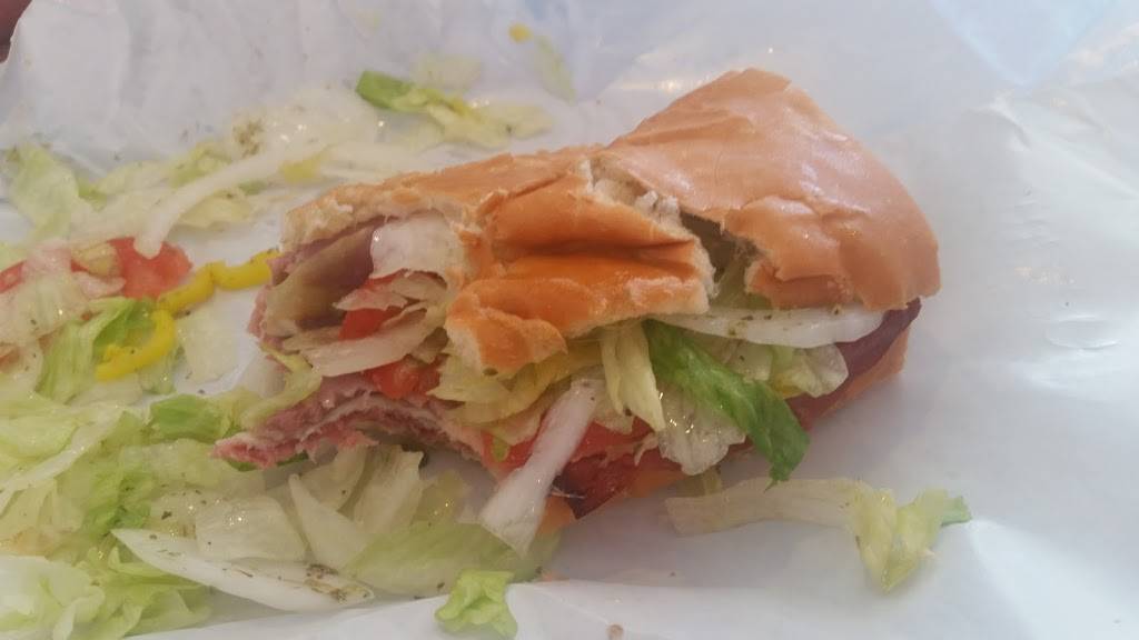 Yogis Hoagies & Dairy Bar | restaurant | 1274 Morse Rd, Columbus, OH 43229, USA | 6148461010 OR +1 614-846-1010