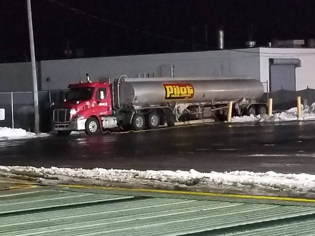 Pilot Travel Center | restaurant | 107 7th N St, Liverpool, NY 13088, USA | 3154240124 OR +1 315-424-0124