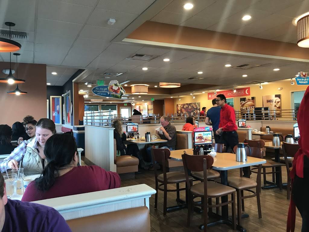 IHOP | restaurant | 501 E Tudor Rd, Anchorage, AK 99503, USA | 9072794467 OR +1 907-279-4467