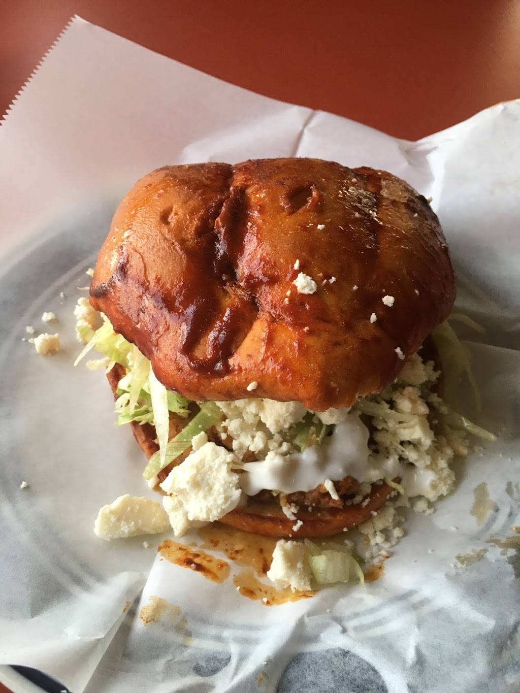 Taqueria Y Antojitos La Pasadita | restaurant | 5250 W 10th St, Indianapolis, IN 46224, USA | 3179855384 OR +1 317-985-5384