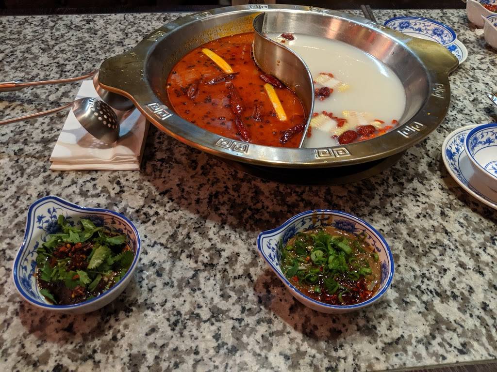 Potasia Hotpot & Noodle Bar | restaurant | 600 S Oyster Bay Rd, Hicksville, NY 11801, USA | 5169386666 OR +1 516-938-6666