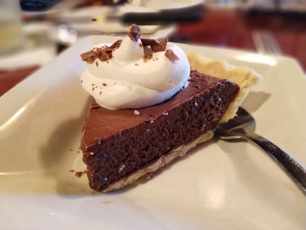 OCharley’s Restaurant & Bar | restaurant | 65 Highlands Square Dr, Hendersonville, NC 28792, USA | 8286924224 OR +1 828-692-4224