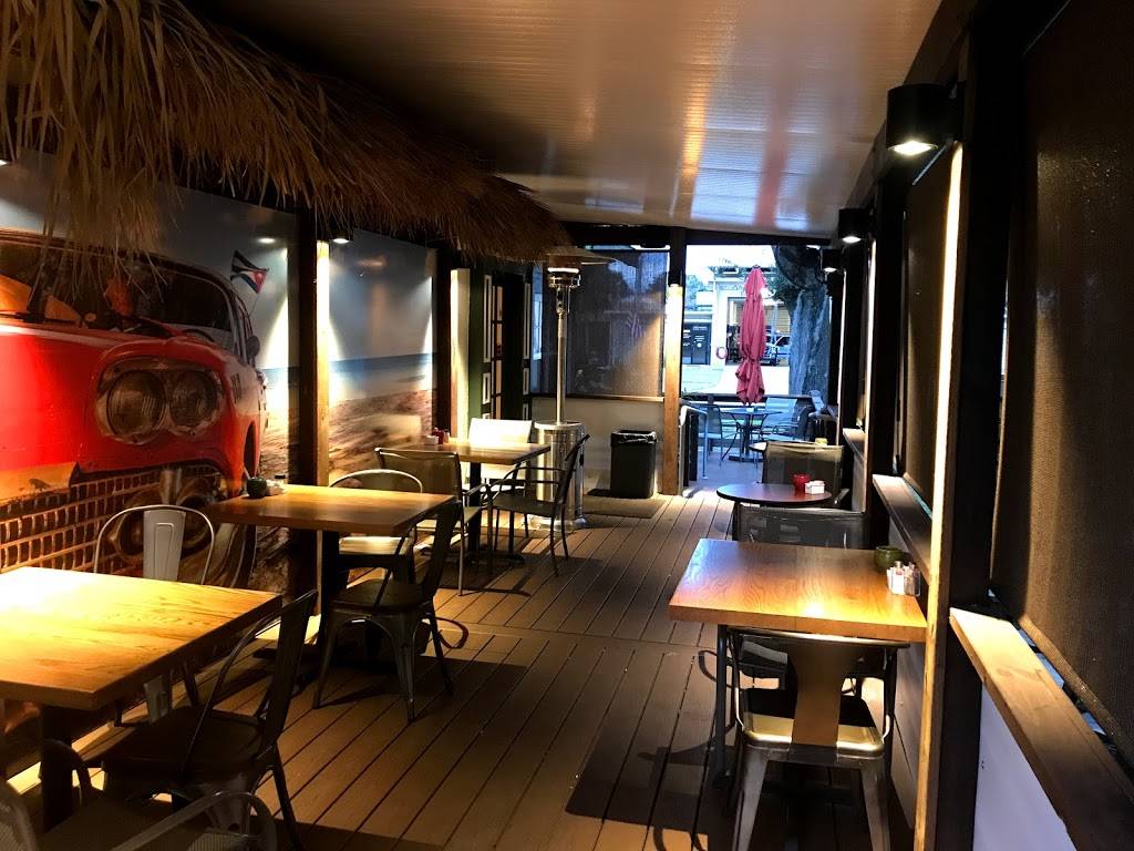 Chicas Cuban Cafe | restaurant | 208 W Howry Ave, DeLand, FL 32720, USA | 3864699969 OR +1 386-469-9969