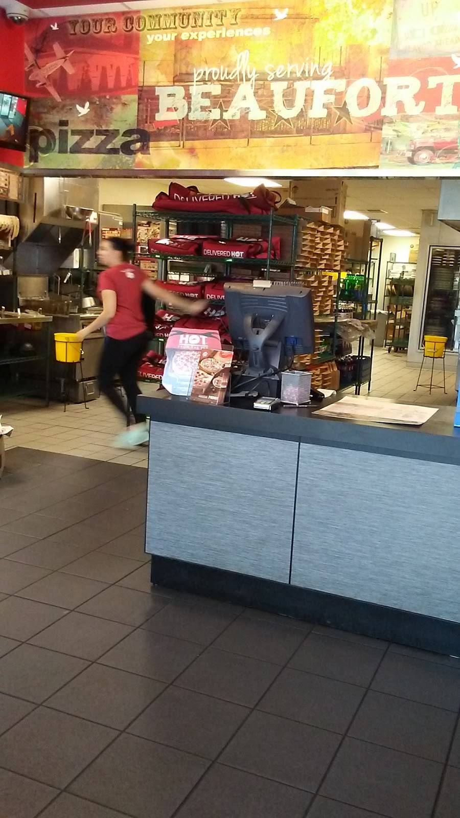 Pizza Hut | meal takeaway | 10 Sams Point Rd Suite B-2, Beaufort, SC 29907, USA | 8437700033 OR +1 843-770-0033