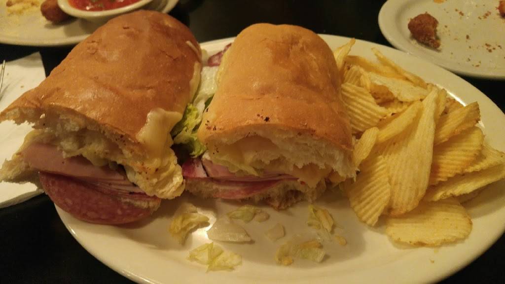 Vettures Pizzeria and Restaurant | restaurant | 36137 E Lake Rd S, Palm Harbor, FL 34685, USA | 7277874858 OR +1 727-787-4858