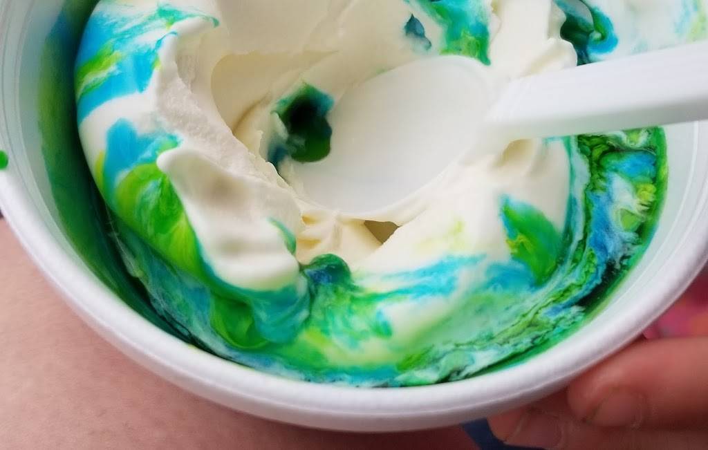 Mr Twister | restaurant | 2593 TN-304, Ten Mile, TN 37880, USA | 4233341984 OR +1 423-334-1984