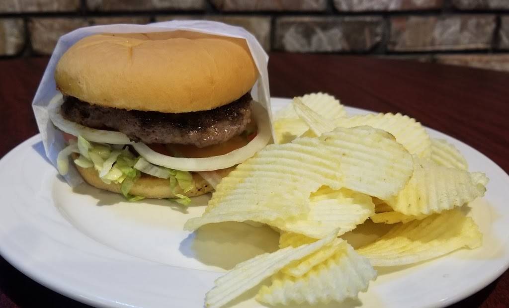 Pirates Den Bar and Grill | restaurant | 3670 Werk Rd #6, Cincinnati, OH 45248, USA | 5133473900 OR +1 513-347-3900