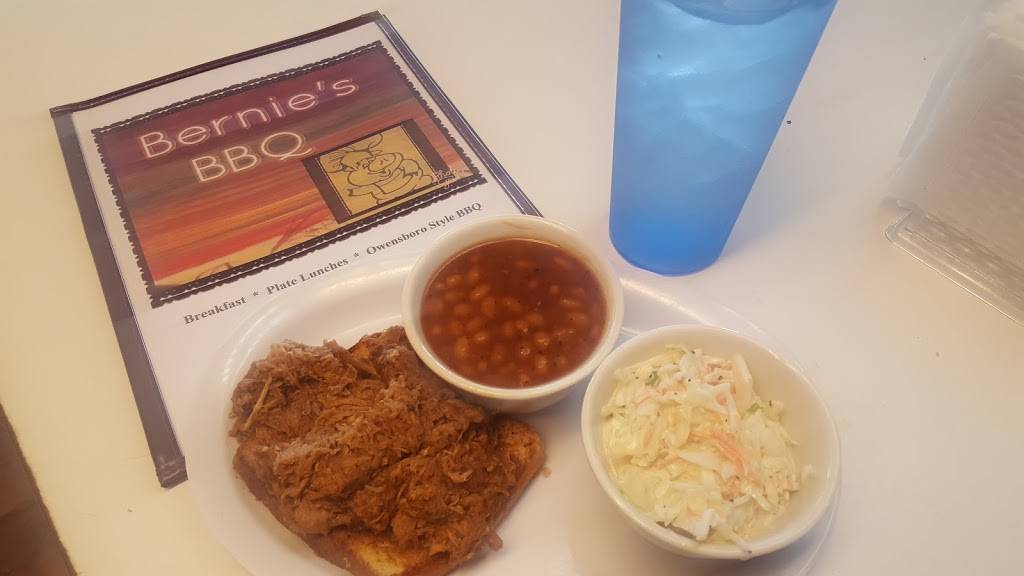 Bernies BBQ | restaurant | 1212 E 18th St, Owensboro, KY 42303, USA | 2709938461 OR +1 270-993-8461