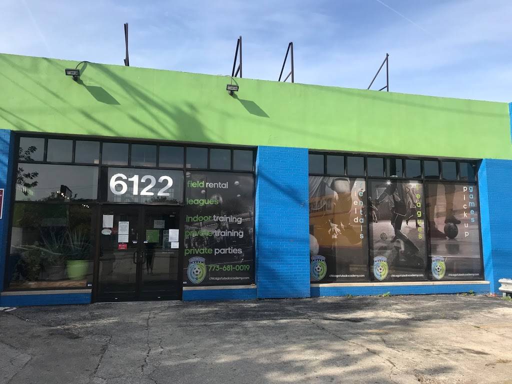 CFA Clubhouse | restaurant | 6122 N Clark St, Chicago, IL 60660, USA | 7739065920 OR +1 773-906-5920