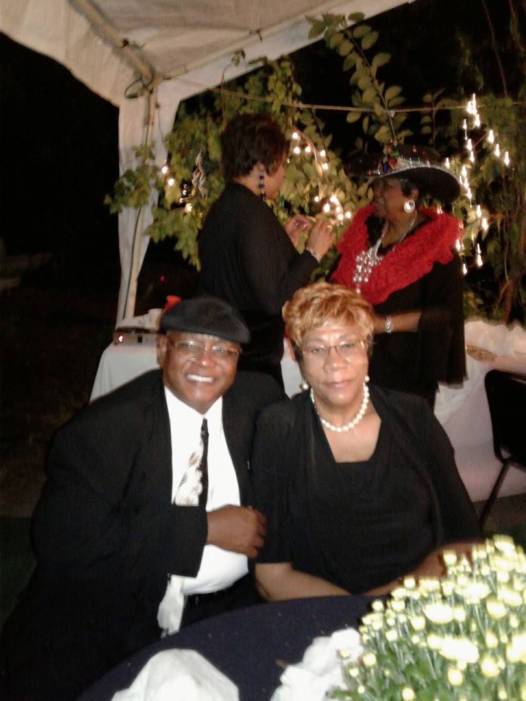 Chef Manigaults La Vieille Maison | restaurant | 28 Howe St, Greenville, SC 29601, USA | 8644833942 OR +1 864-483-3942