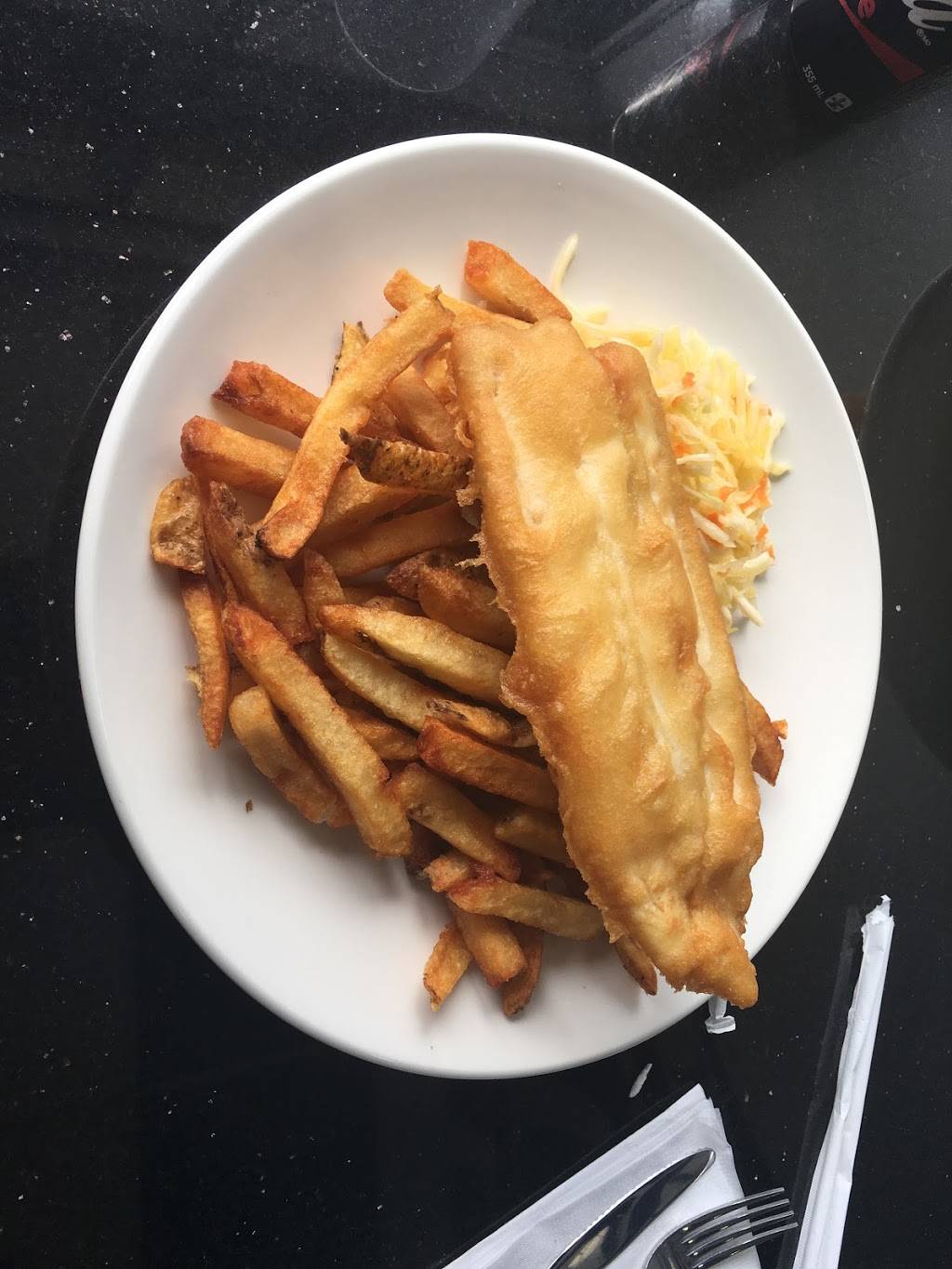Halibut House Fish & Chips Thornhill | restaurant | 11 Disera Dr #120, Thornhill, ON L4J 0A7, Canada | 9058898484 OR +1 905-889-8484
