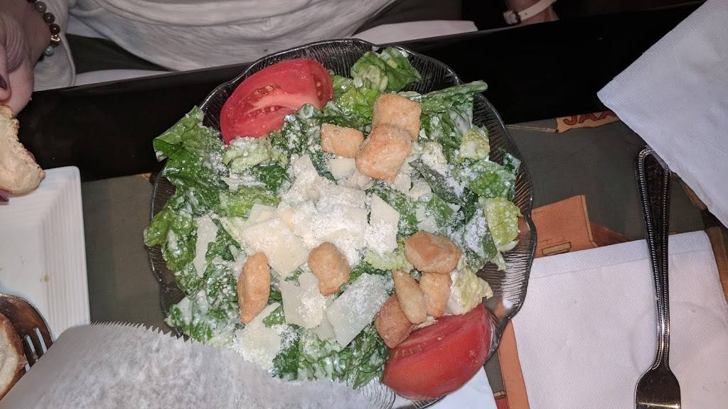 Sals Italian Ristorante | restaurant | 4801 Linton Blvd #12a, Delray Beach, FL 33445, USA | 5616371696 OR +1 561-637-1696