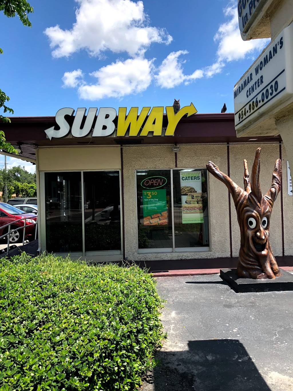 Subway | meal takeaway | 6161 Miramar Pkwy Suite 200, Miramar, FL 33023, USA | 9548943013 OR +1 954-894-3013