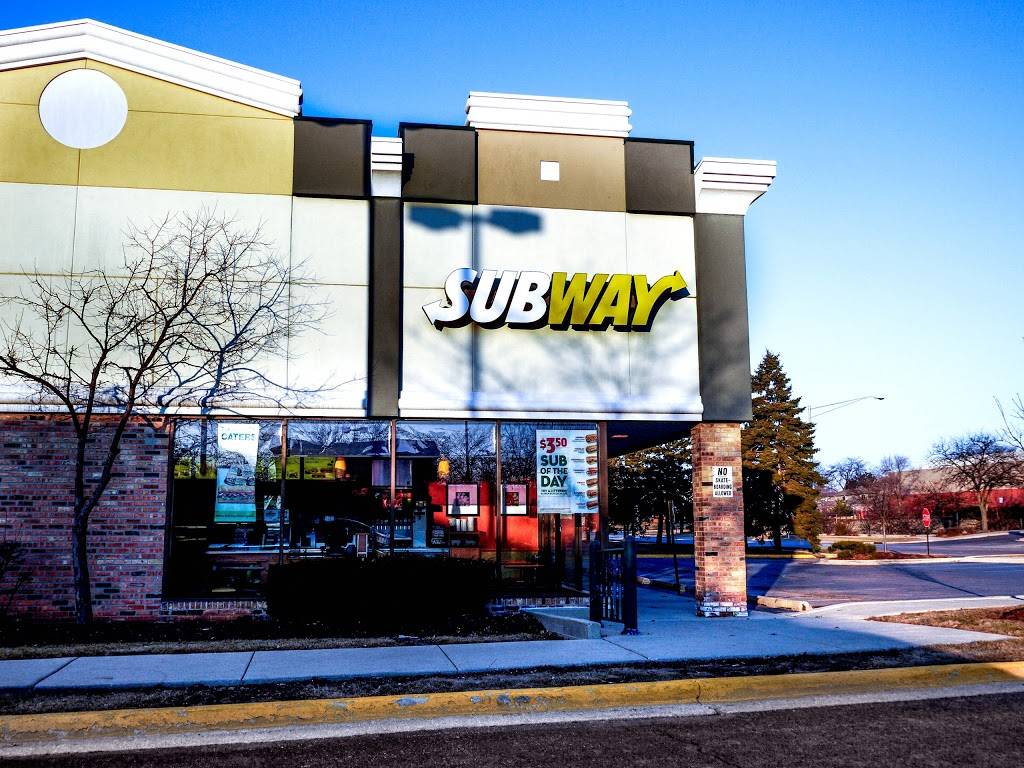 Subway Restaurants | restaurant | 7 W Weathersfield Way, Schaumburg, IL 60193, USA | 8479231711 OR +1 847-923-1711