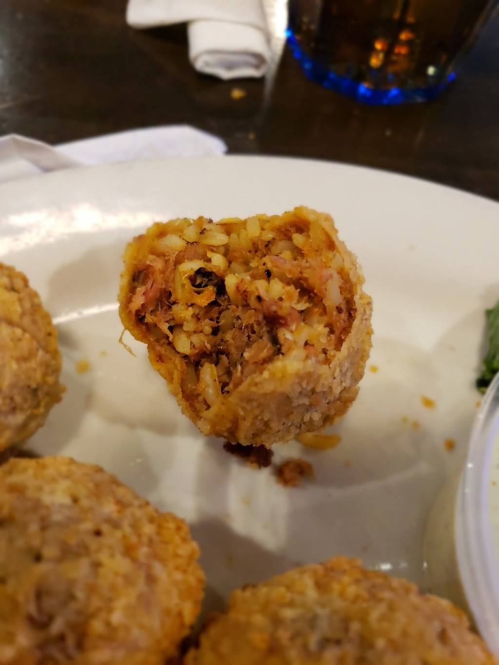 Ralph & Kacoos | restaurant | 5055 Eastex Fwy, Beaumont, TX 77706, USA | 4098950099 OR +1 409-895-0099