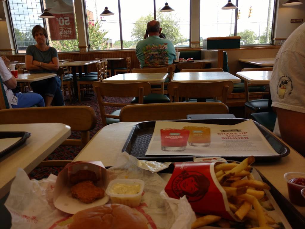 Wendys | restaurant | 216 E Hampton Ave, Sumter, SC 29150, USA | 8039349225 OR +1 803-934-9225