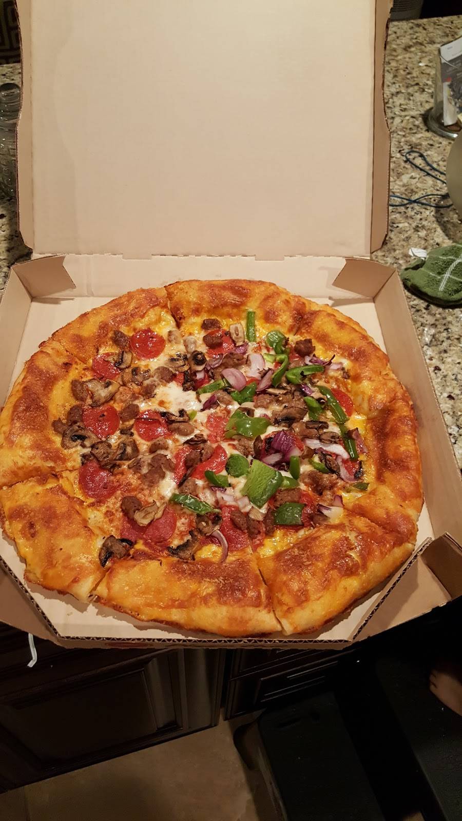 Pizza Hut | meal takeaway | 9643 1st View St, Norfolk, VA 23503, USA | 7575319999 OR +1 757-531-9999