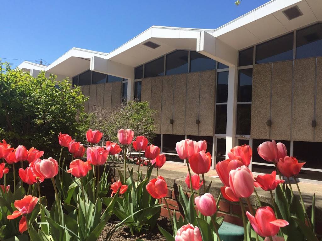 Fribley Marché | restaurant | Fribley Commons, 2315 Murray Hill Rd, Cleveland, OH 44106, USA | 2163682000 OR +1 216-368-2000