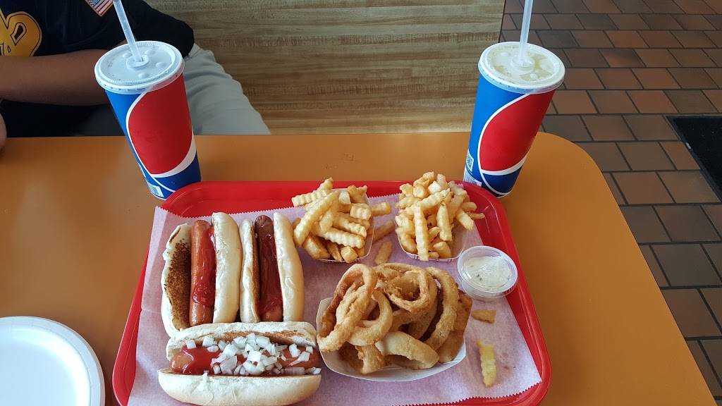 Mr. Macs Canteen | restaurant | 2004 Bridgeport Ave, Milford, CT 06460, USA | 2038741515 OR +1 203-874-1515