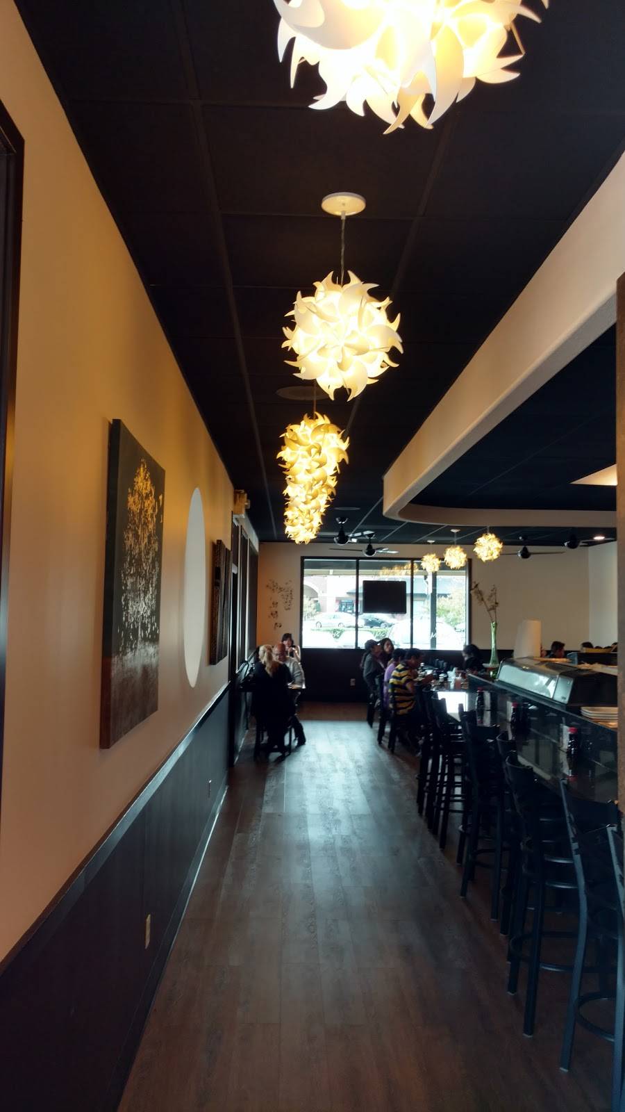 Shomi Restaurant | restaurant | 419 Lincoln Center, Stockton, CA 95207, USA | 2099513525 OR +1 209-951-3525