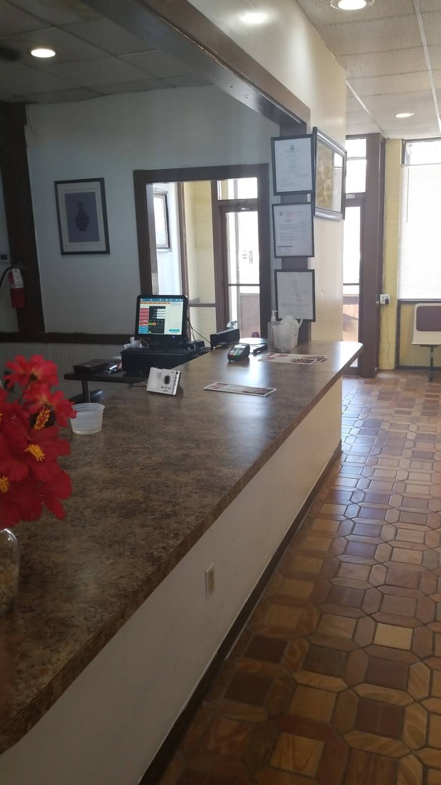 China Garden | restaurant | 603 W Atlantic St, Emporia, VA 23847, USA | 4343365375 OR +1 434-336-5375